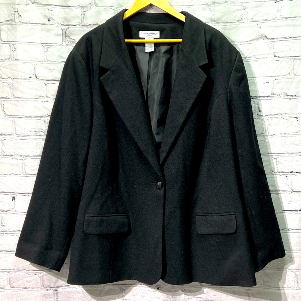 Sag Harbor Woman Black One Button Blazer - size 26W
